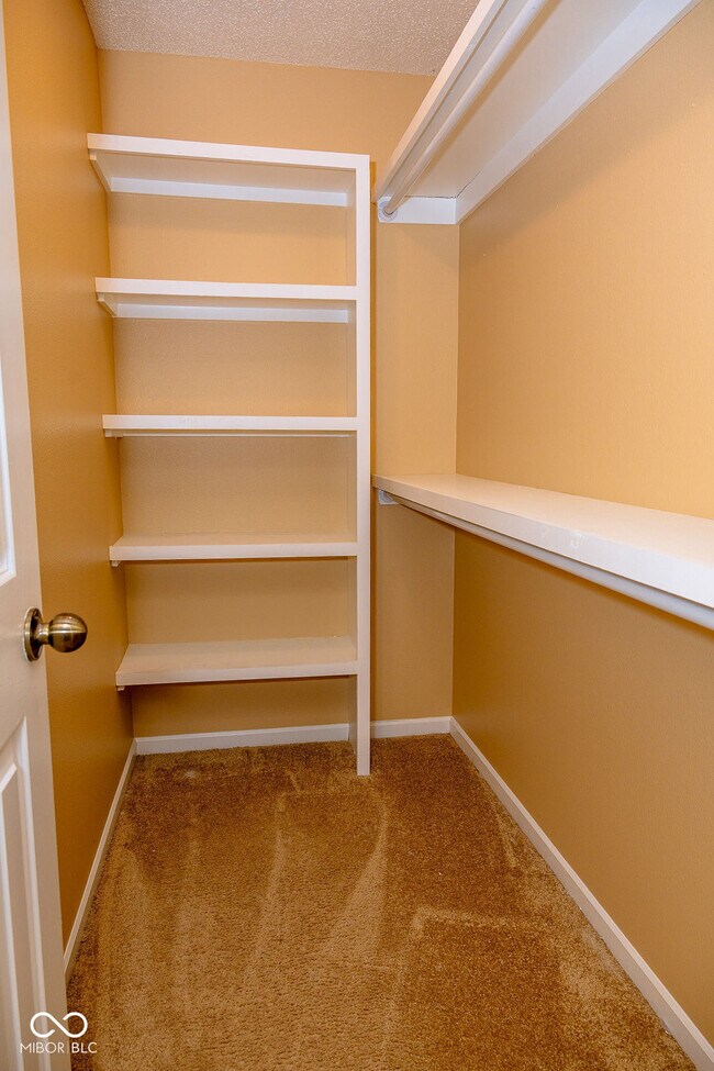 Building Photo - 10634 Cyrus Dr
