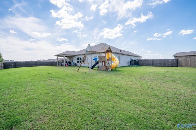 Building Photo - 117 Red Fox Wy