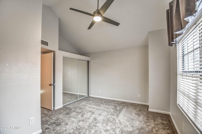 Building Photo - 4901 E Kelton Ln