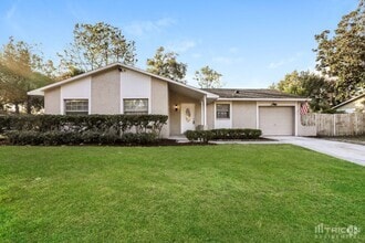Building Photo - 1525 Guinevere Dr