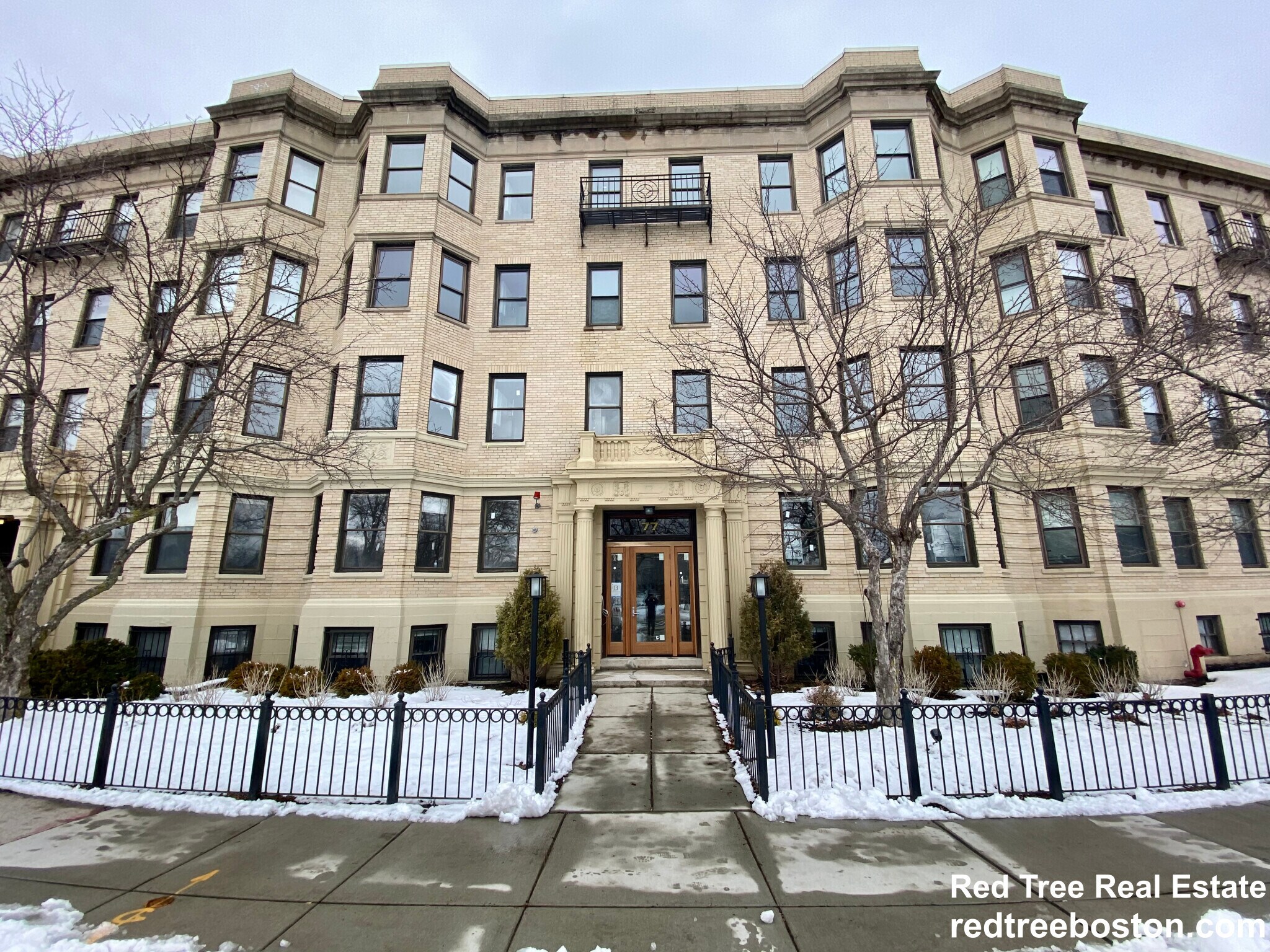 Building Photo - 85 Park Dr