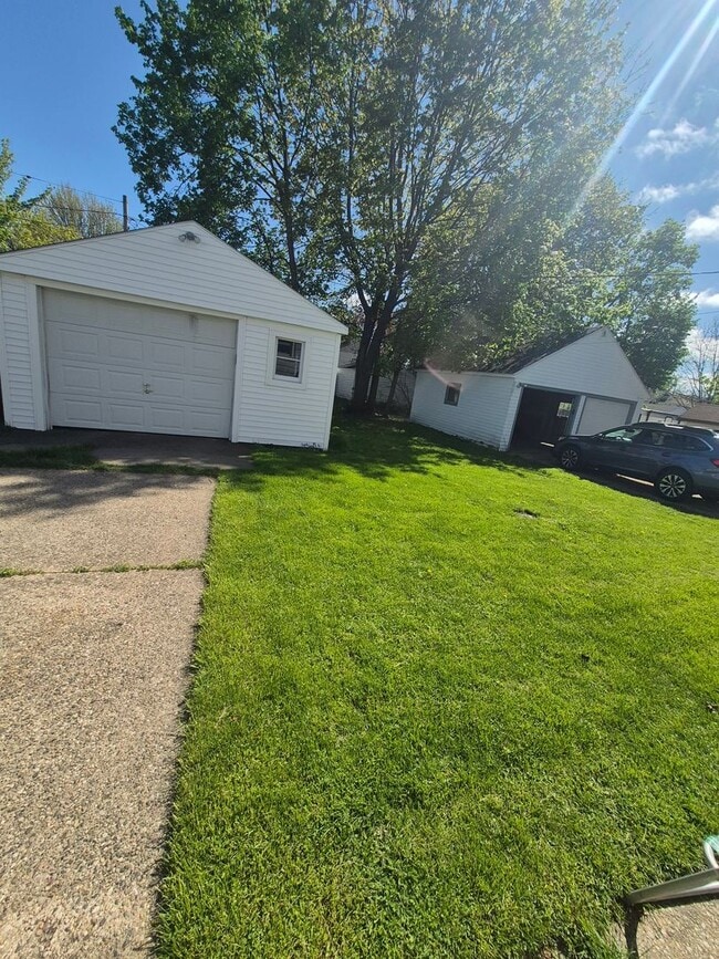 Building Photo - Cute 3 Bed House in a Great Location