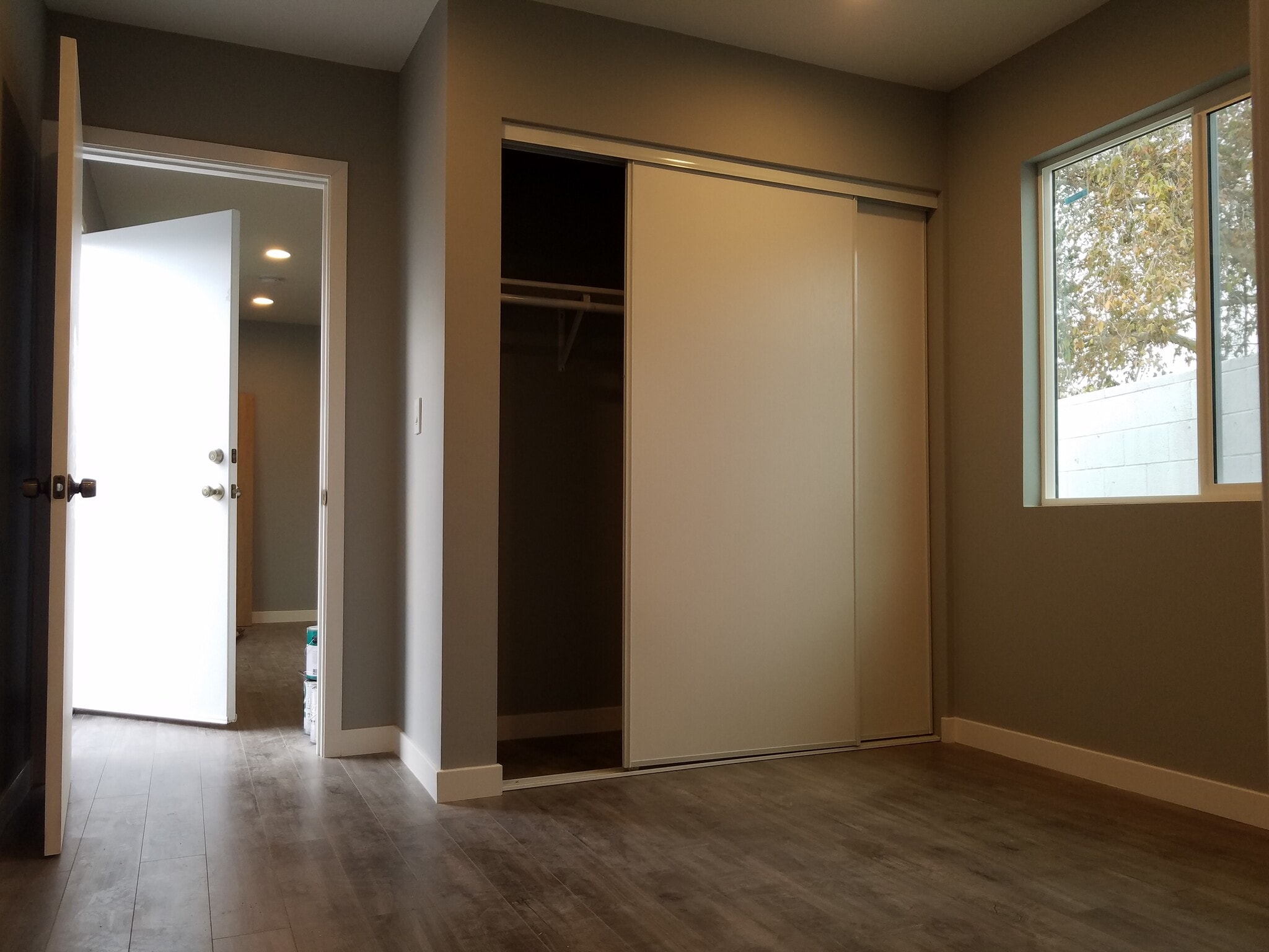 Bedroom - 11129 Archwood St