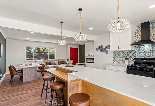 Building Photo - 9925 Redwood Ave