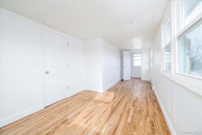 Building Photo - 9 Hanover Pl