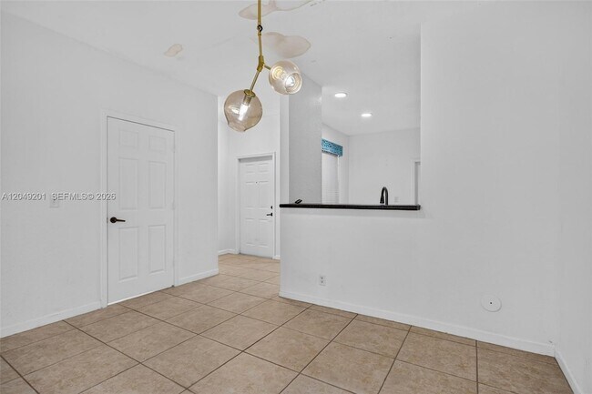 Building Photo - 3969 Orange Tree Ln