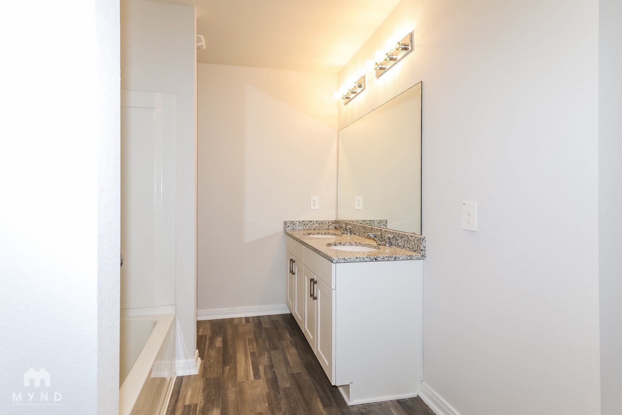 Building Photo - 13027 S Green Wing Cir
