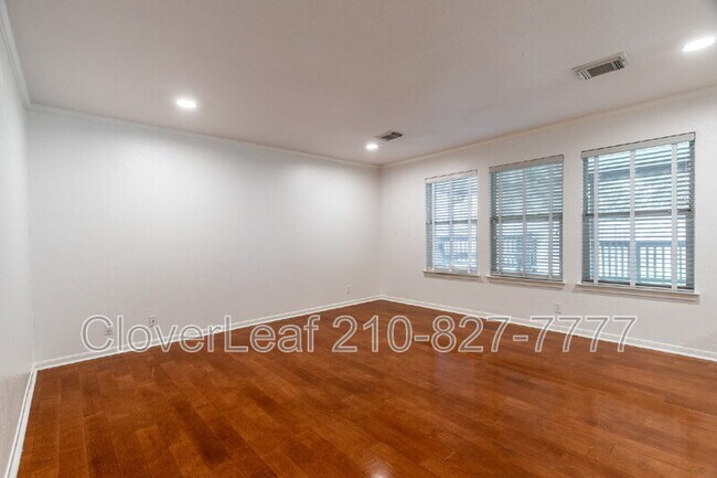 Building Photo - 108 Snowberry Dr