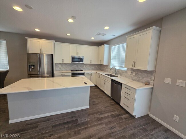 Building Photo - 9456 Brough Ave