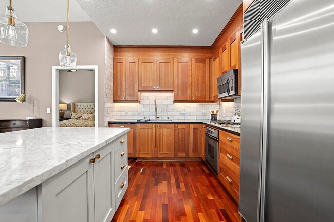 Building Photo - 686 Kettner Blvd