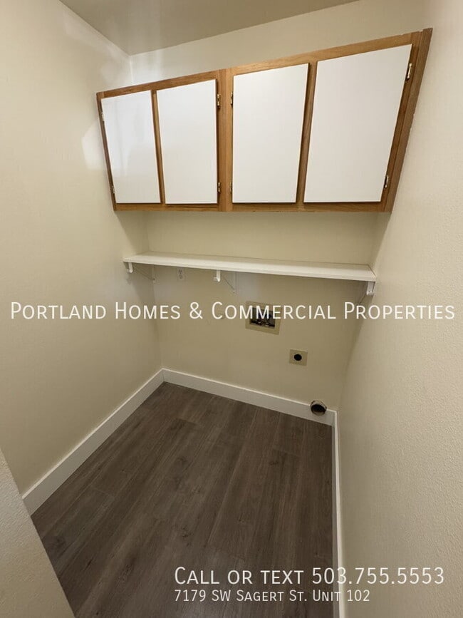 Building Photo - 7179 SW Sagert St