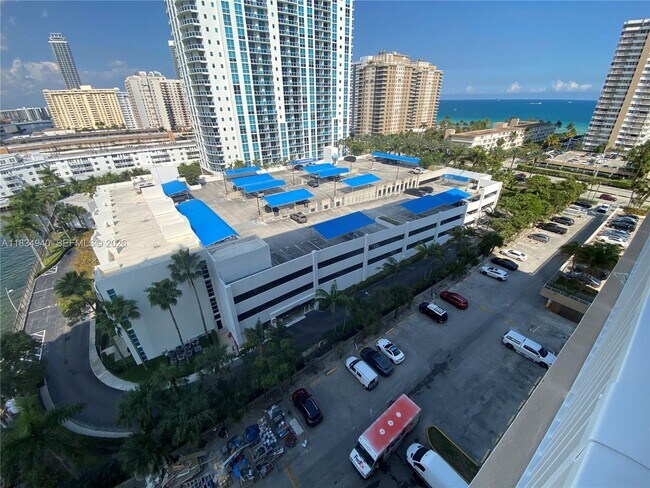 Building Photo - 1965 S Ocean Dr