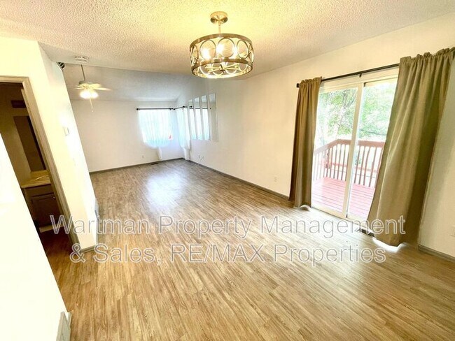 Building Photo - 4570 Witches Hollow Ln