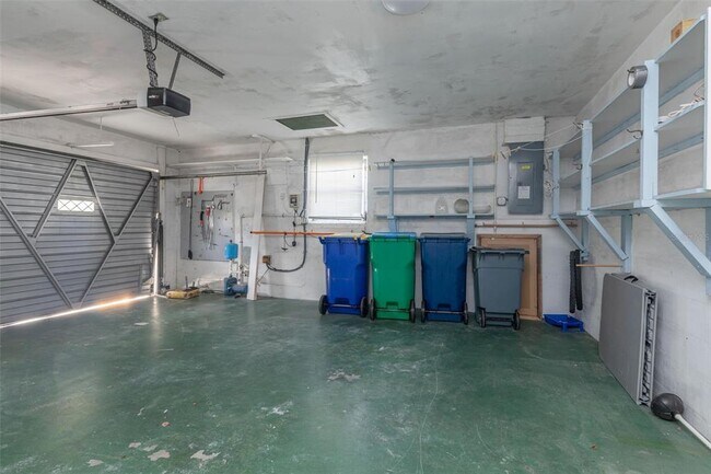 Building Photo - 11343 87th Ave