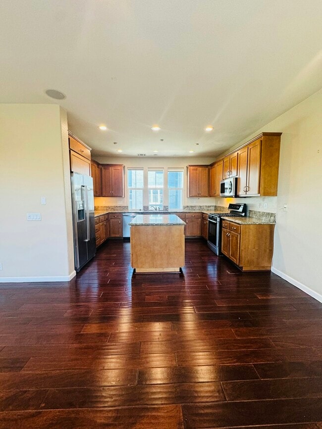Building Photo - 3723 Branding Iron Pl