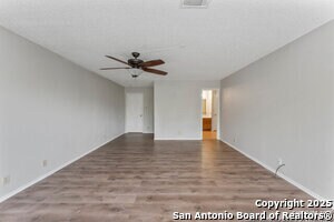Building Photo - 3935 Knollcross