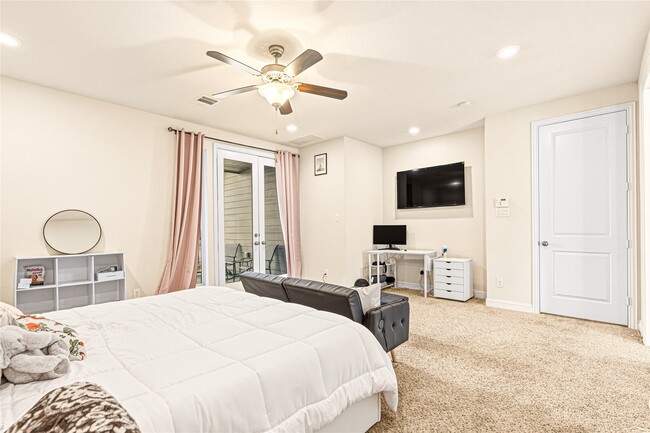 Building Photo - 1757 Sierra Crest Dr