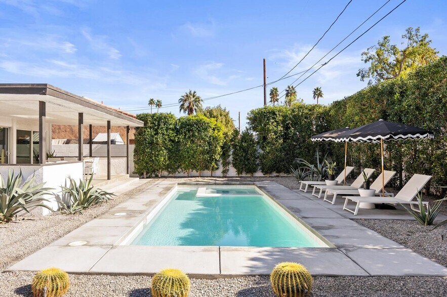 Building Photo - 73125 Guadalupe Ave