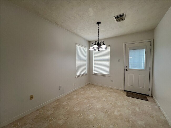 Building Photo - 710 Cape Cottage Ln