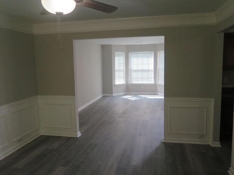 Building Photo - 2510 Wrangler Dr