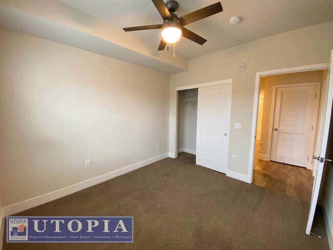 Building Photo - Beautiful 2 Bedroom, 1 Bathroom with a desirable balcony located in the heart of Seabright and cl...