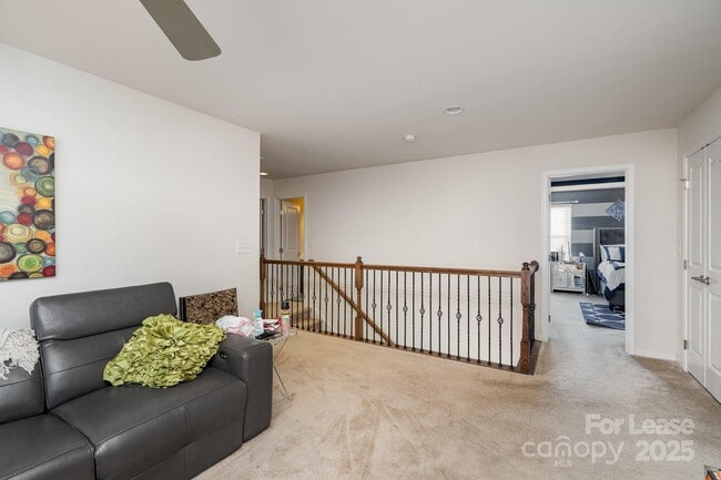 Building Photo - 3531 Ettrick Pl