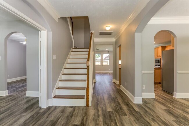 Building Photo - 2207 Stoneycreek Park Ct