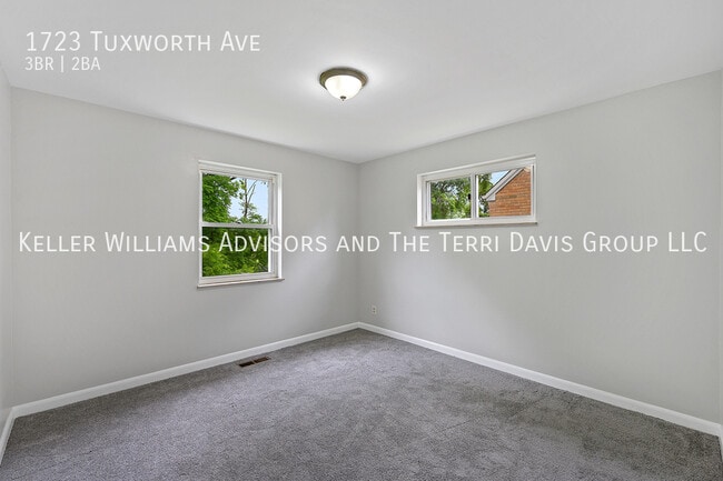 Building Photo - 1723 Tuxworth Ave