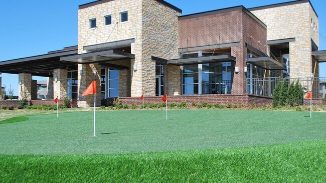 Building Photo - 769 SW 19th St