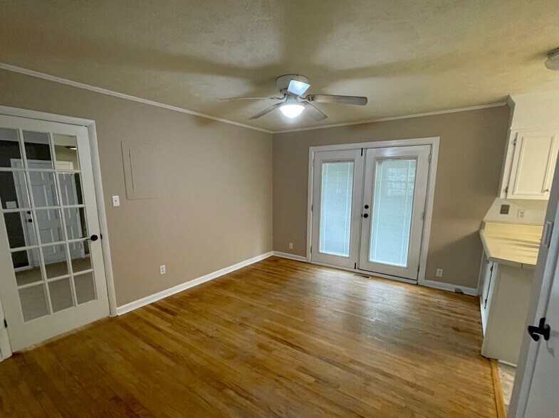 Dining room - 6041 Elstree Pl