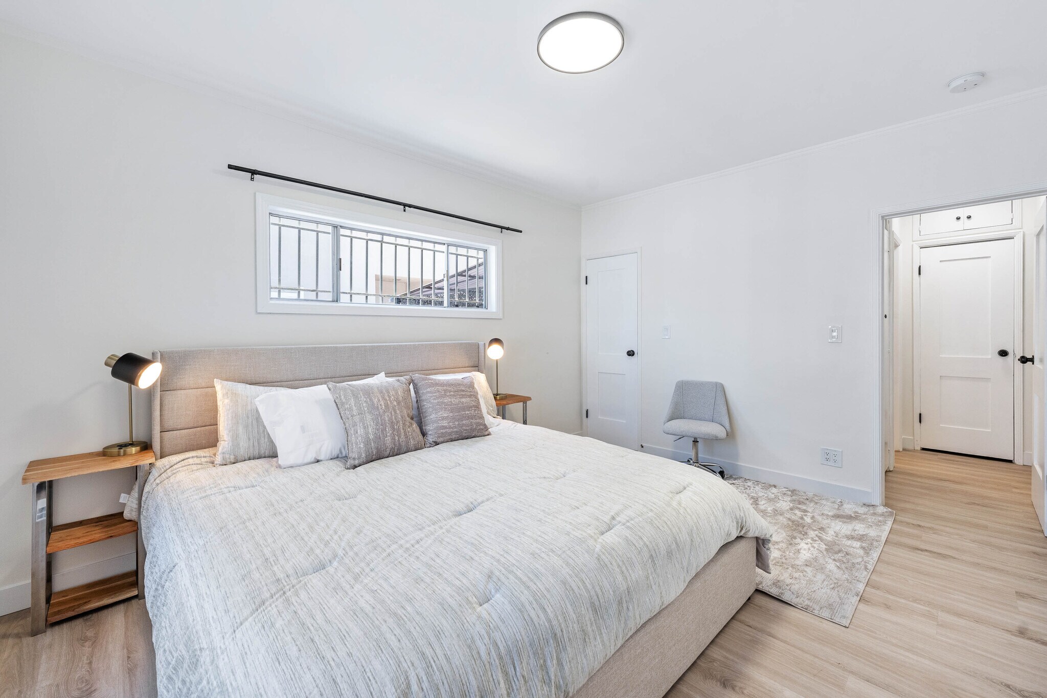 Building Photo - 140 N Carson Rd