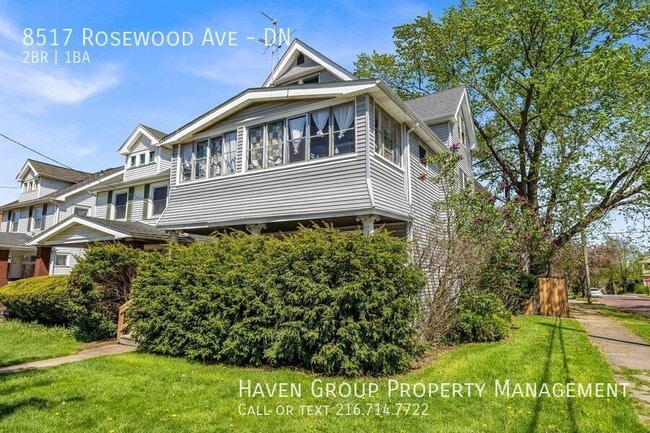 Building Photo - 8517 Rosewood Ave