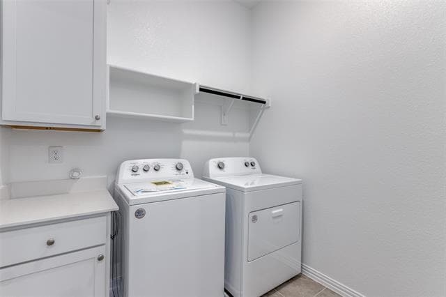 Building Photo - 8295 Challenger Ln