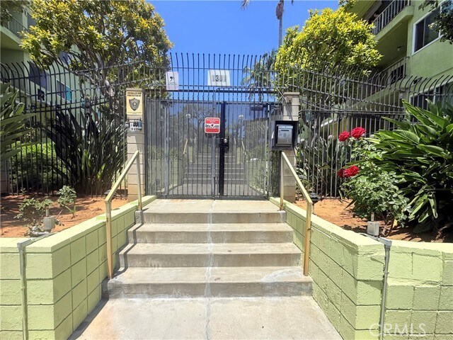 Building Photo - 1301 S Atlantic Blvd