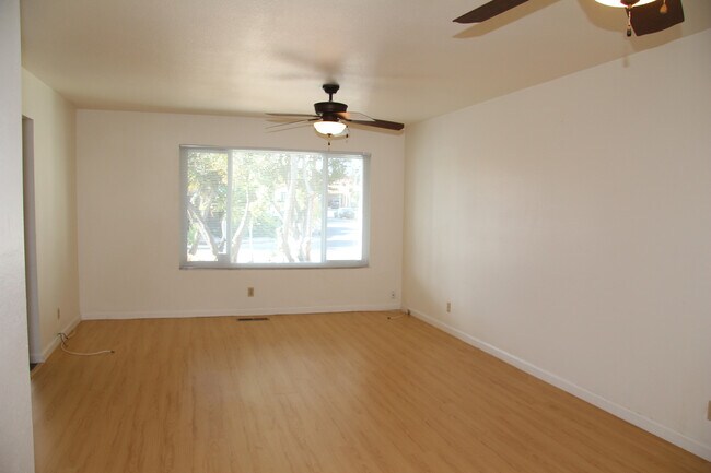 Building Photo - Mission San Jose – 2 Bed / 2 Bath | $3,800/month