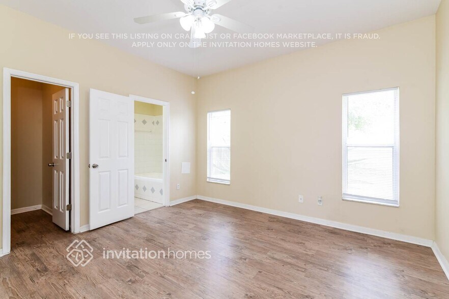 Building Photo - 855 Berwick Dr