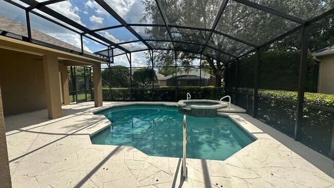 Building Photo - 1653 Cherry Ridge Dr