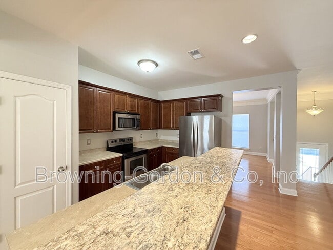 Building Photo - 1057 Woodbury Falls Dr