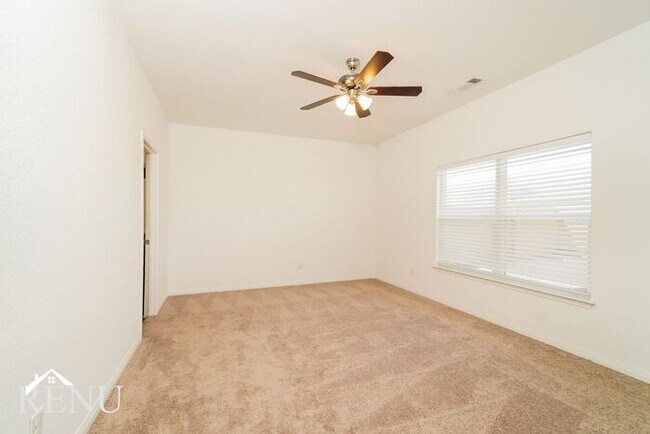 Building Photo - Coming Soon! First Month Free!