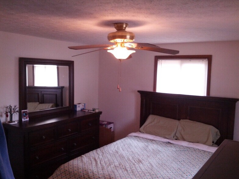 1 of 2 Bedrooms - 1795 Dougwood Dr
