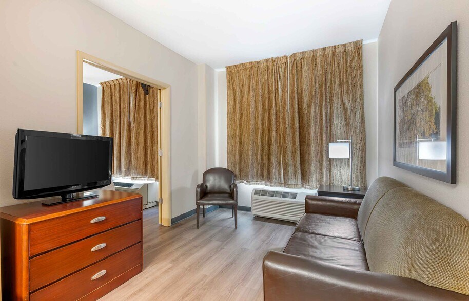 Building Photo - Furnished Studio-Indianapolis - Airport - W. Southern Ave.