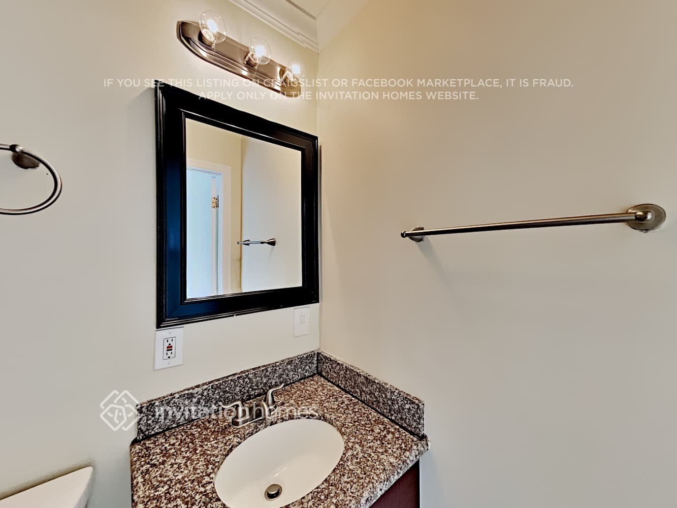 Building Photo - 526 Foresteria Dr