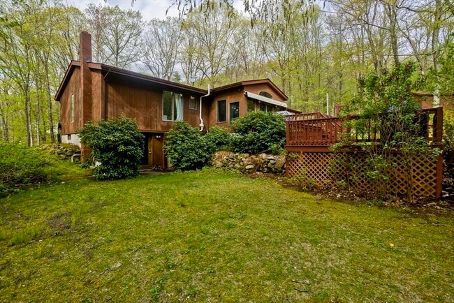 Building Photo - 32 Zuell Hill Rd