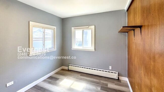 Building Photo - 2-Bedroom, 1-Bath Home in a Convenient Loc...