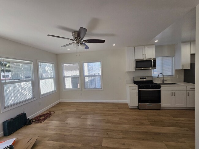 Building Photo - 2866