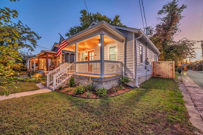 Building Photo - 1331 4th Ave N