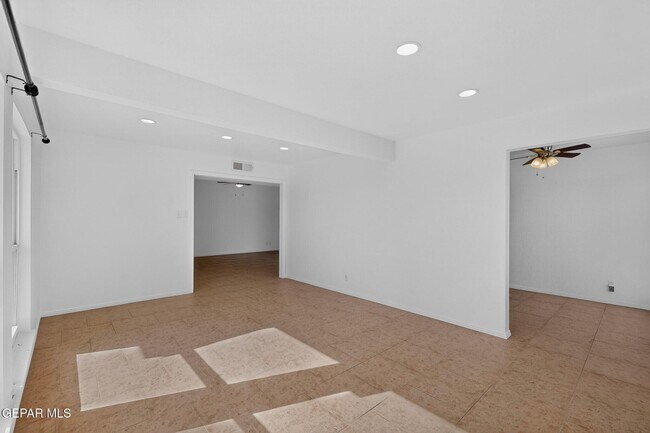 Building Photo - 5108 Yvette Ave