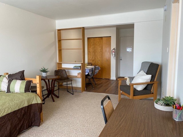 Primary Photo - Hudson Heights Studio Apartments