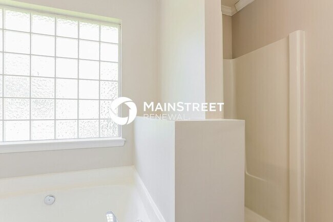 Building Photo - 3 Bedroom Pet-Friendly Home in Concord, NC with Main Street Renewal