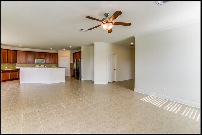 Building Photo - 16442 Williamstown Dr